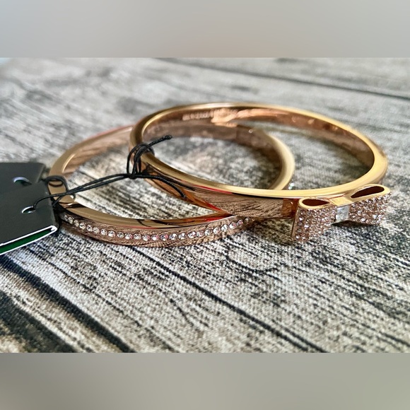 NWT! ♠️ Kate spade bracelet/bangle in rose gold with pavé crystals all around - Picture 12 of 13